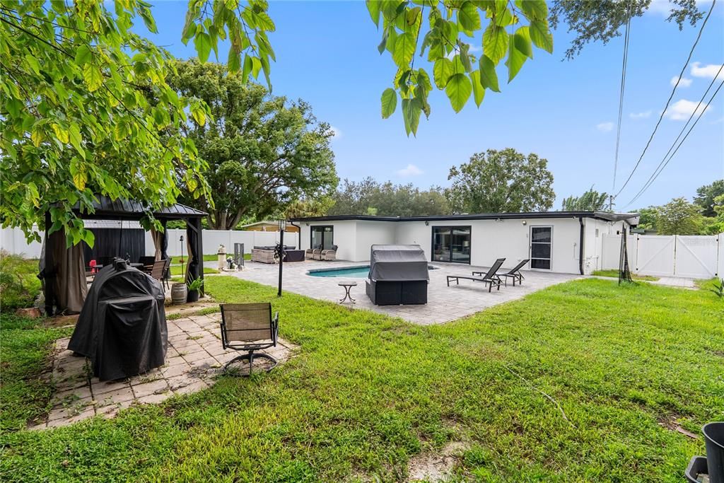 En Venta: $549,900 (5 camas, 3 baños, 2380 Pies cuadrados)