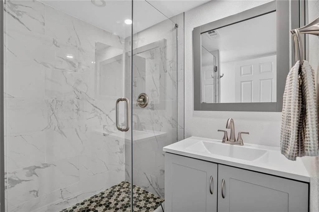 For Sale: $345,000 (2 beds, 2 baths, 1055 Square Feet)
