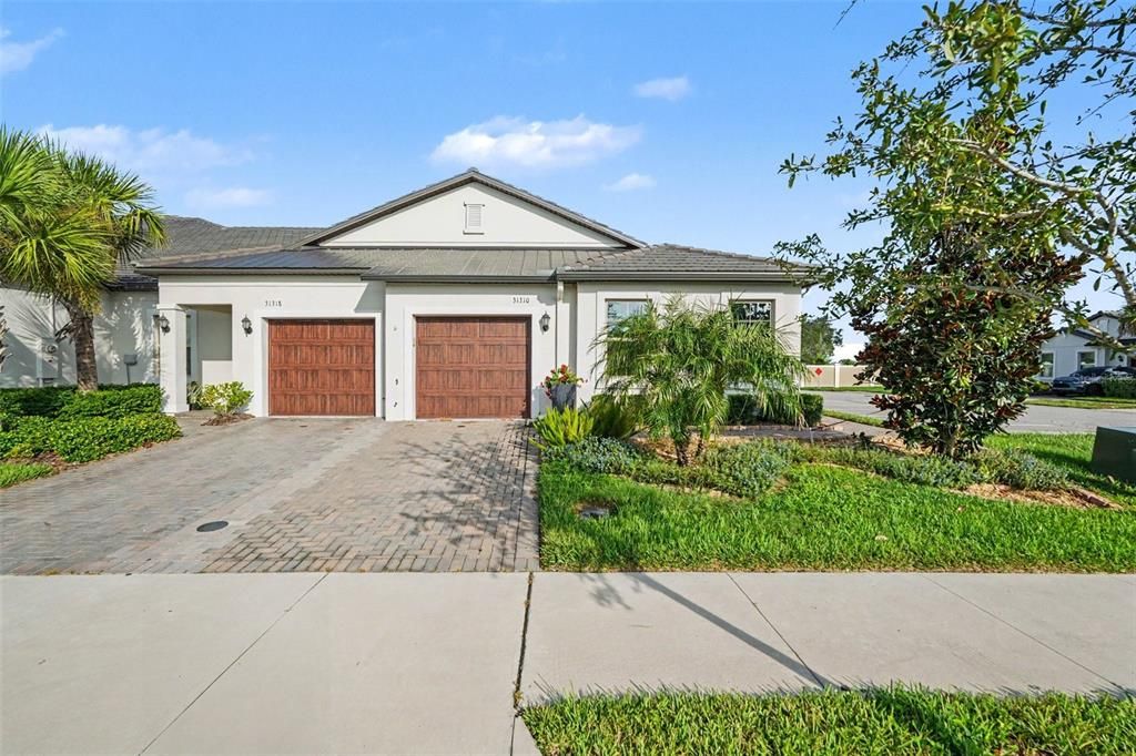 Active With Contract: $239,900 (2 beds, 2 baths, 1625 Square Feet)