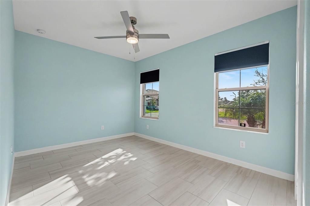 Active With Contract: $239,900 (2 beds, 2 baths, 1625 Square Feet)