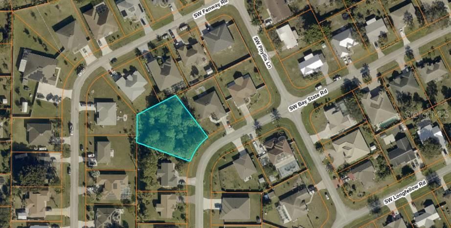На продажу: $175,000 (0.30 acres)