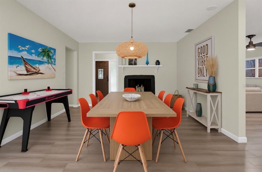 En Venta: $599,000 (3 camas, 2 baños, 1536 Pies cuadrados)