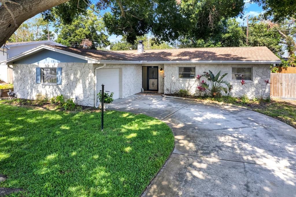 En Venta: $599,000 (3 camas, 2 baños, 1536 Pies cuadrados)