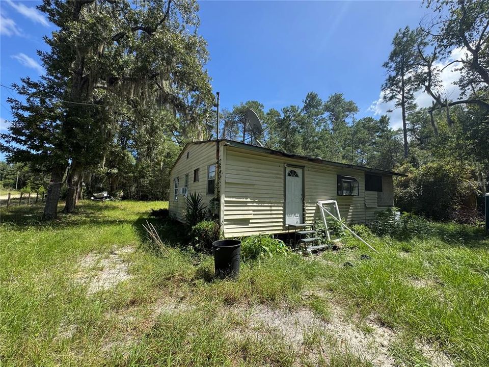 For Sale: $35,000 (2 beds, 1 baths, 576 Square Feet)