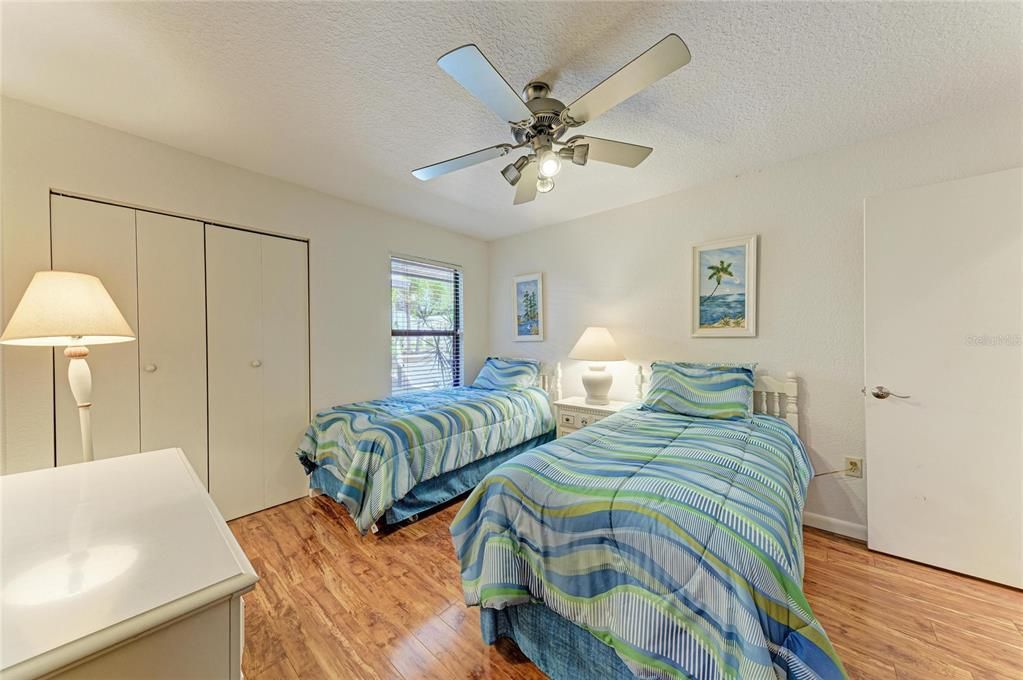 Activo con contrato: $399,000 (3 camas, 2 baños, 2243 Pies cuadrados)
