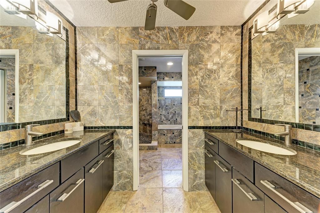 Activo con contrato: $399,000 (3 camas, 2 baños, 2243 Pies cuadrados)