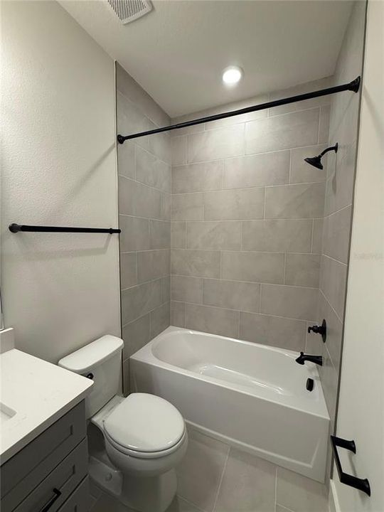 В аренду: $3,000 (3 спален, 2 ванн, 1846 Квадратных фут)