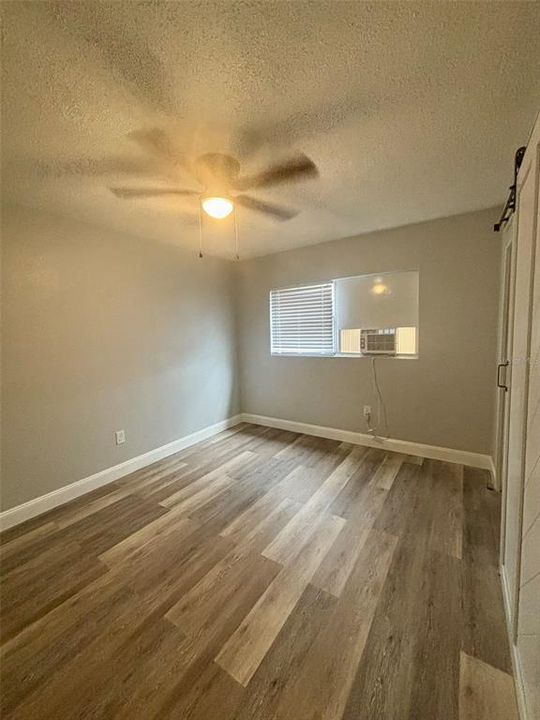 For Rent: $1,200 (1 beds, 1 baths, 672 Square Feet)