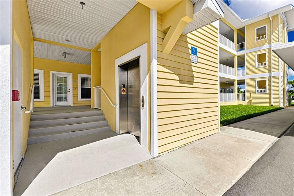 En Venta: $269,500 (3 camas, 2 baños, 1525 Pies cuadrados)