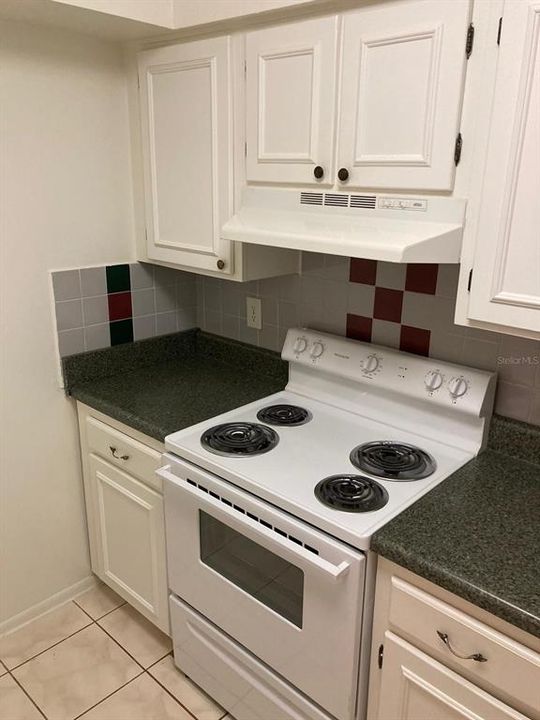 For Rent: $1,200 (1 beds, 1 baths, 785 Square Feet)