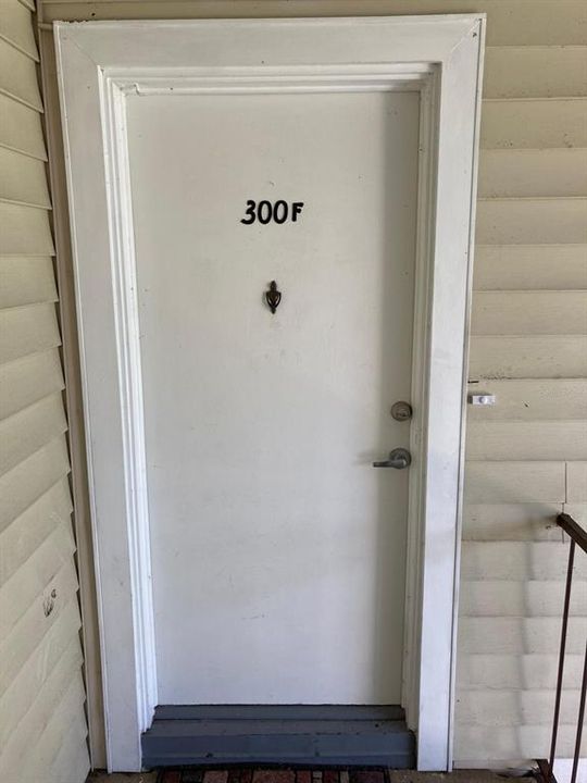 For Rent: $1,200 (1 beds, 1 baths, 785 Square Feet)