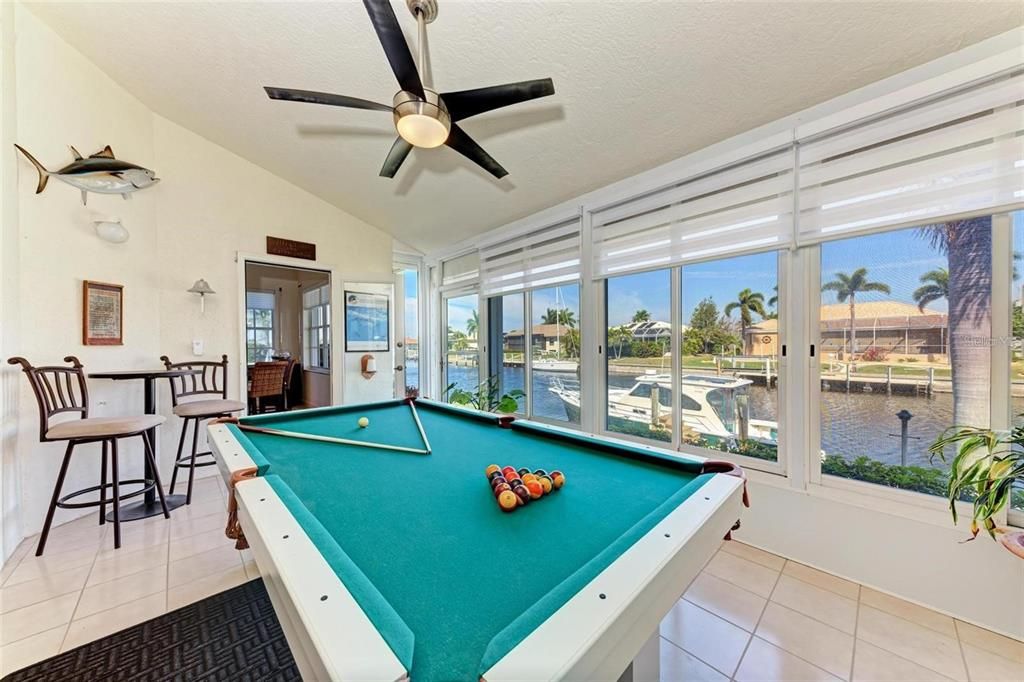 Activo con contrato: $689,900 (3 camas, 2 baños, 2224 Pies cuadrados)