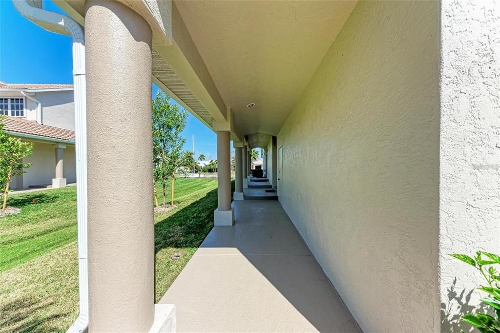 Activo con contrato: $689,900 (3 camas, 2 baños, 2224 Pies cuadrados)