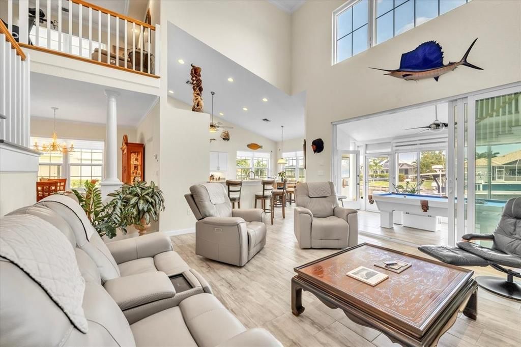Activo con contrato: $689,900 (3 camas, 2 baños, 2224 Pies cuadrados)