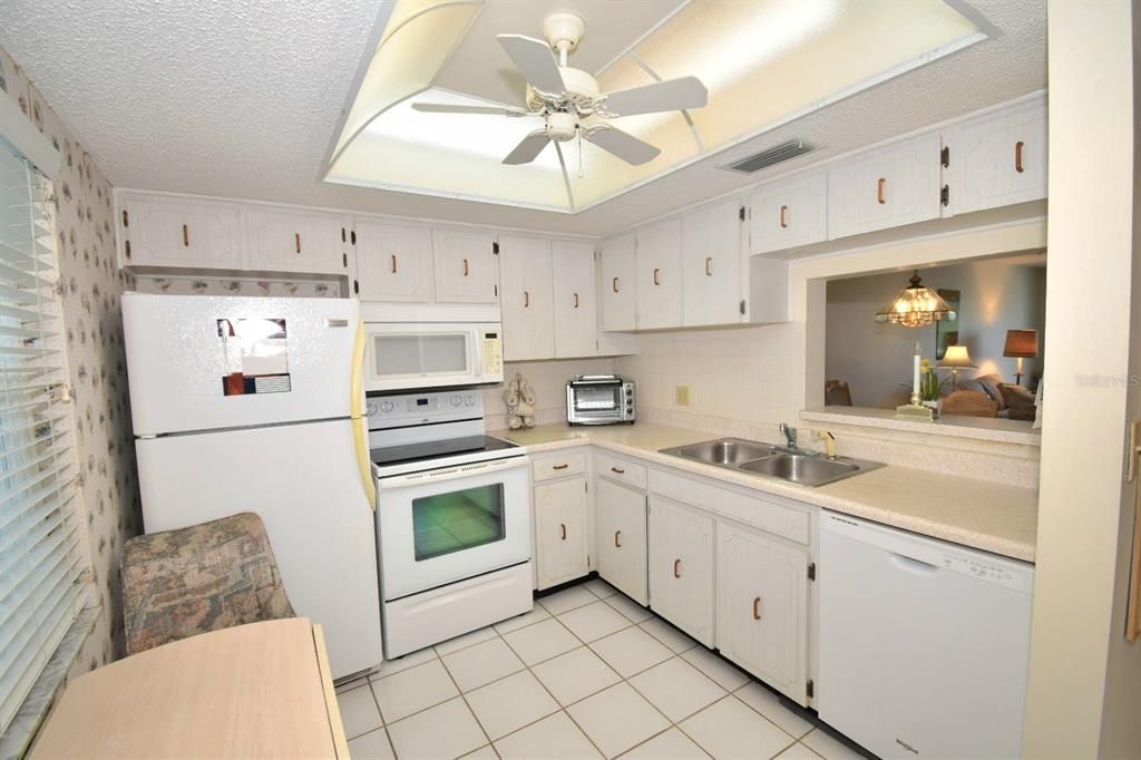 En Venta: $145,000 (2 camas, 2 baños, 1112 Pies cuadrados)