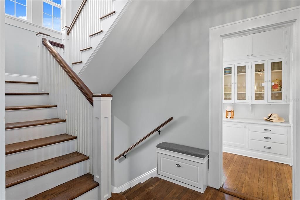 For Sale: $2,450,000 (5 beds, 2 baths, 3318 Square Feet)