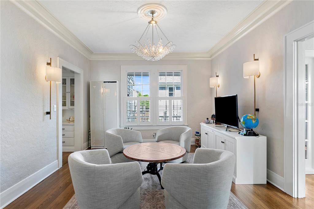 For Sale: $2,450,000 (5 beds, 2 baths, 3318 Square Feet)