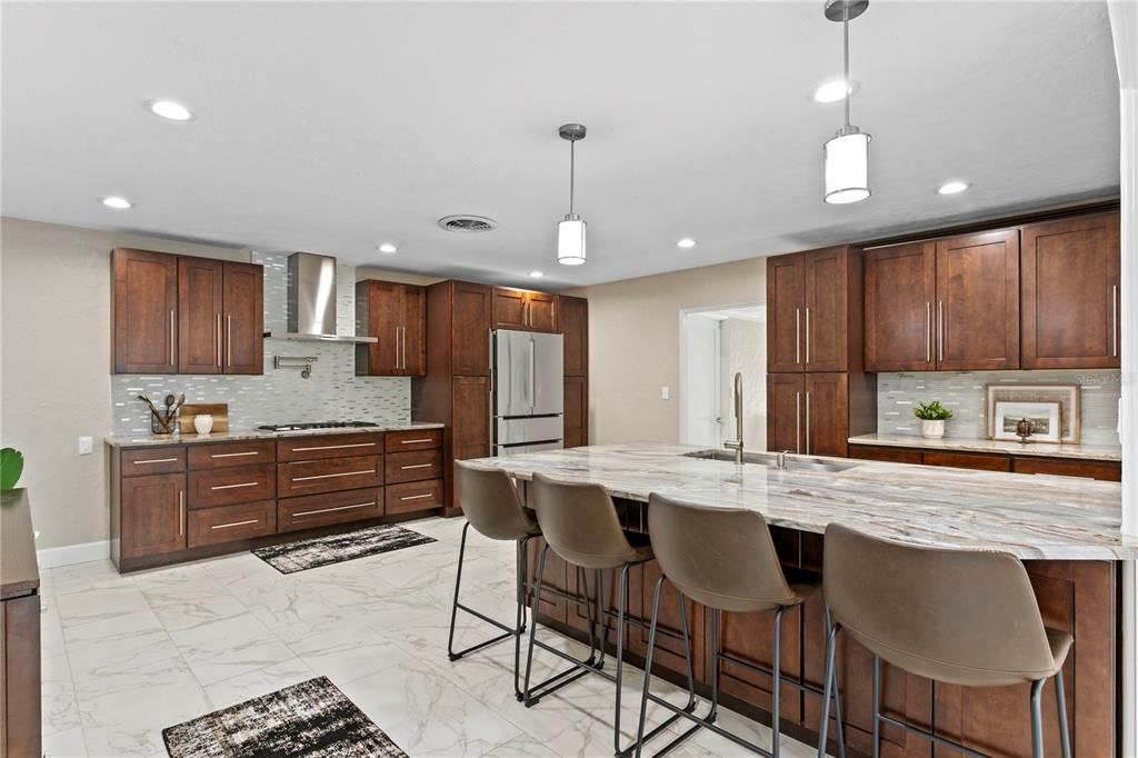For Sale: $750,000 (4 beds, 2 baths, 2283 Square Feet)