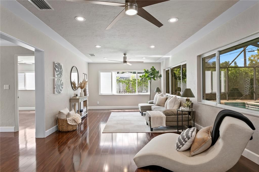 For Sale: $750,000 (4 beds, 2 baths, 2283 Square Feet)