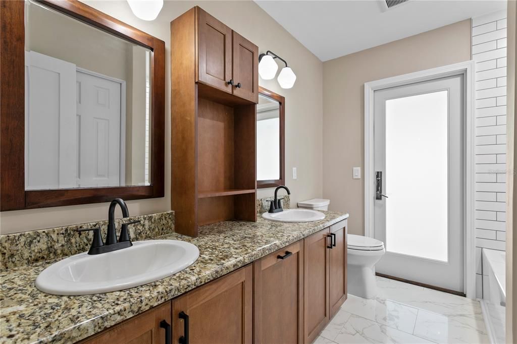 For Sale: $750,000 (4 beds, 2 baths, 2283 Square Feet)