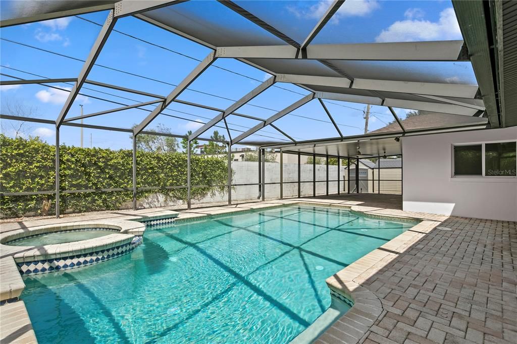 For Sale: $750,000 (4 beds, 2 baths, 2283 Square Feet)