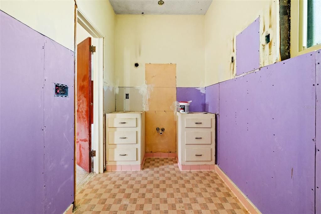 На продажу: $429,000 (4 спален, 4 ванн, 2579 Квадратных фут)
