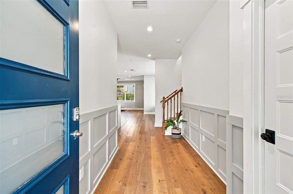 En Venta: $765,000 (4 camas, 3 baños, 2668 Pies cuadrados)