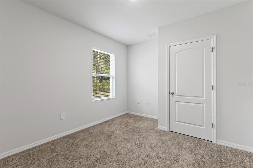 For Rent: $2,490 (5 beds, 3 baths, 2508 Square Feet)