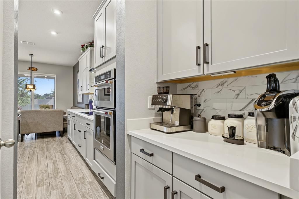 En Venta: $730,000 (5 camas, 3 baños, 3430 Pies cuadrados)