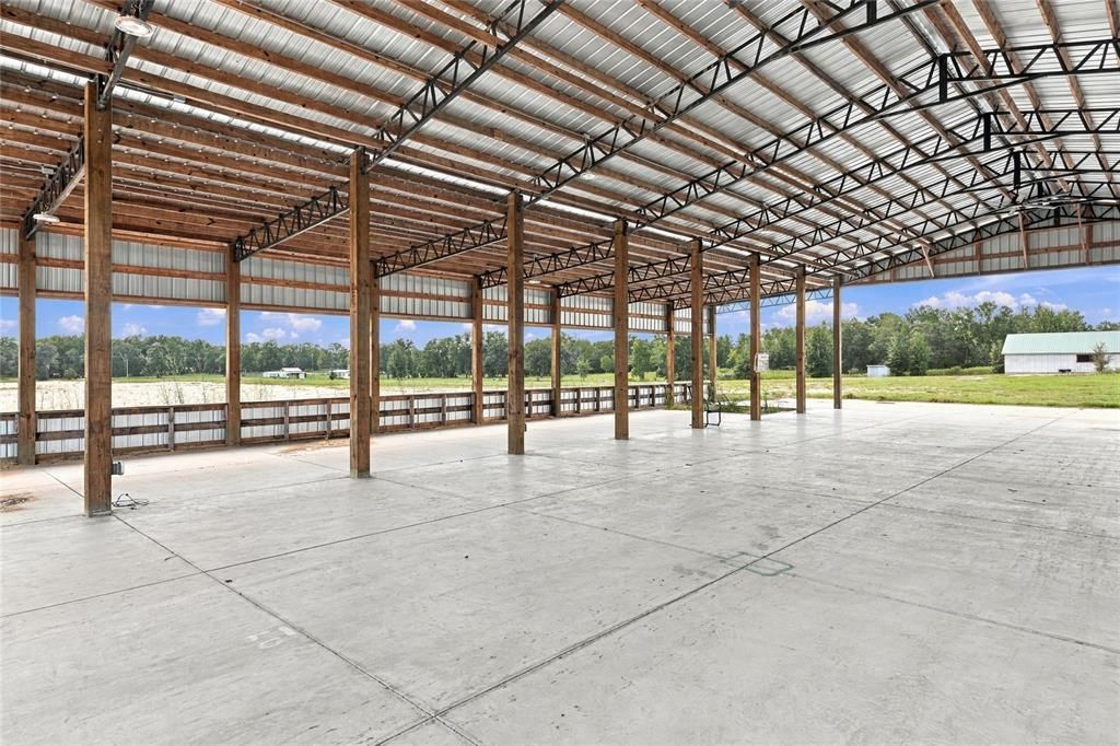 En Venta: $850,000 (5 camas, 2 baños, 4800 Pies cuadrados)