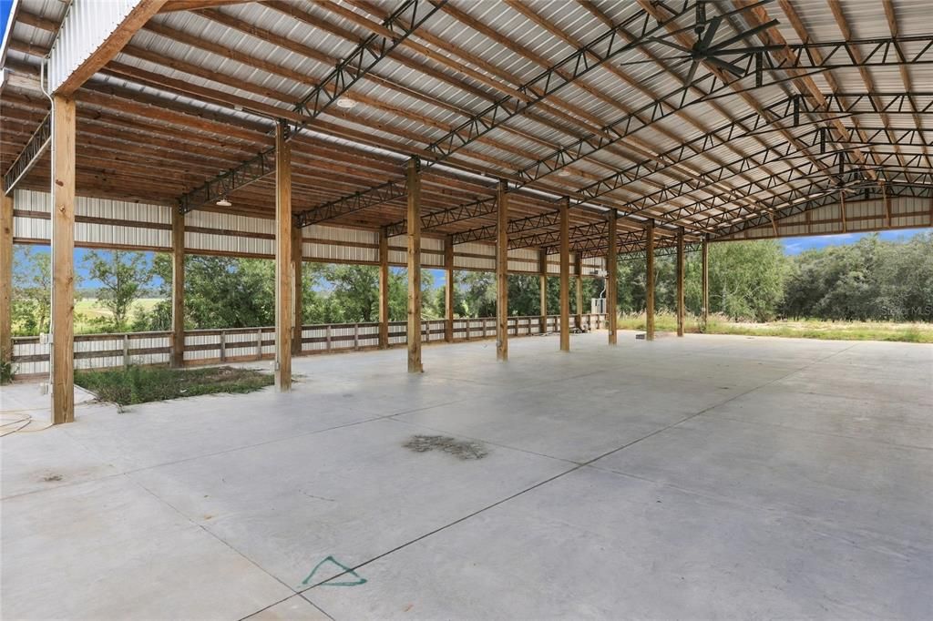 En Venta: $850,000 (5 camas, 2 baños, 4800 Pies cuadrados)