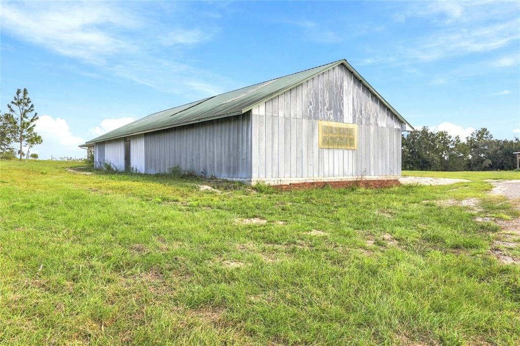 En Venta: $850,000 (5 camas, 2 baños, 4800 Pies cuadrados)