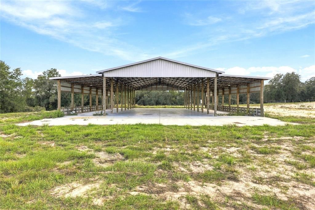 En Venta: $850,000 (5 camas, 2 baños, 4800 Pies cuadrados)