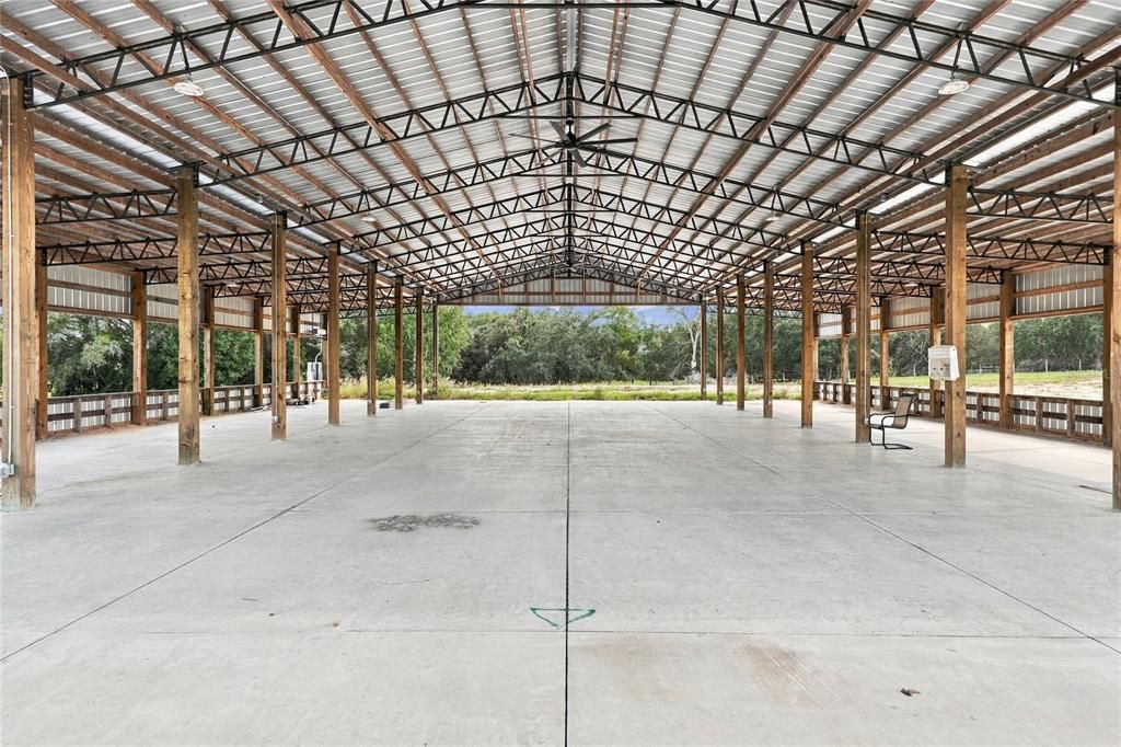 En Venta: $850,000 (5 camas, 2 baños, 4800 Pies cuadrados)