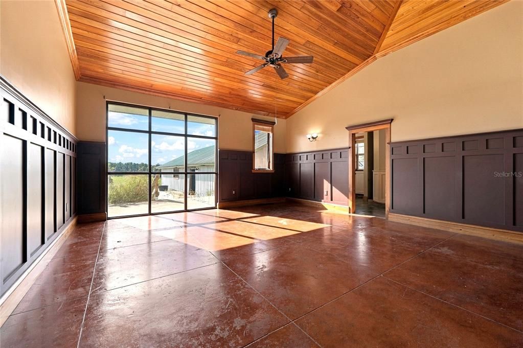 En Venta: $850,000 (5 camas, 2 baños, 4800 Pies cuadrados)