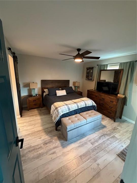 For Rent: $2,100 (2 beds, 1 baths, 740 Square Feet)