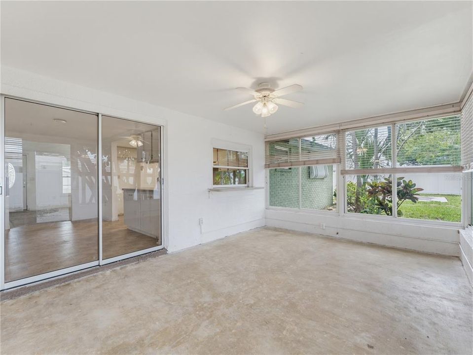 Active With Contract: $224,950 (3 beds, 2 baths, 1315 Square Feet)