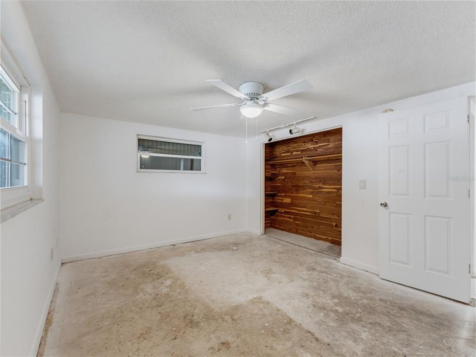 Active With Contract: $224,950 (3 beds, 2 baths, 1315 Square Feet)