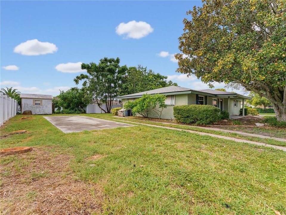 Active With Contract: $224,950 (3 beds, 2 baths, 1315 Square Feet)