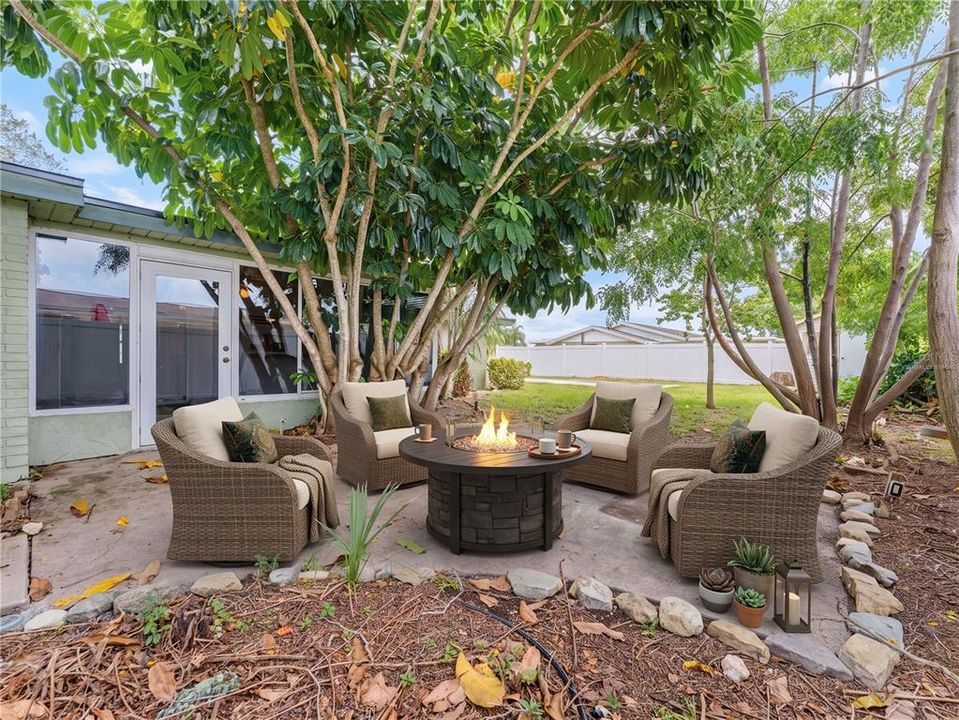 Active With Contract: $224,950 (3 beds, 2 baths, 1315 Square Feet)
