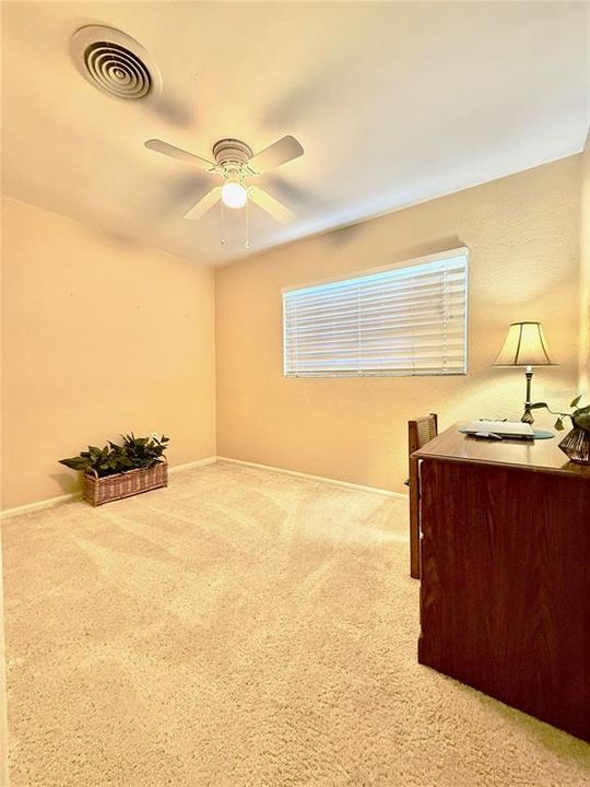 En Venta: $439,900 (3 camas, 2 baños, 1873 Pies cuadrados)