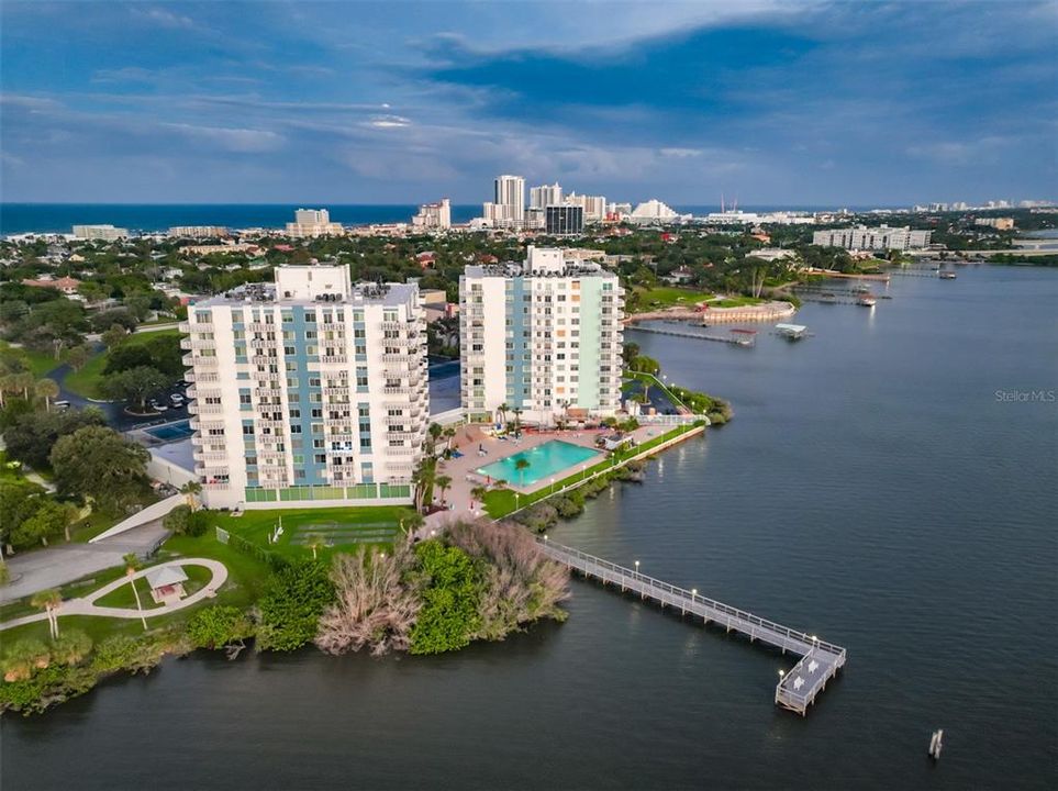 На продажу: $149,999 (1 спален, 1 ванн, 864 Квадратных фут)
