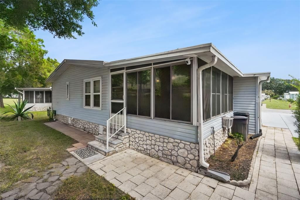 На продажу: $199,000 (3 спален, 2 ванн, 1430 Квадратных фут)