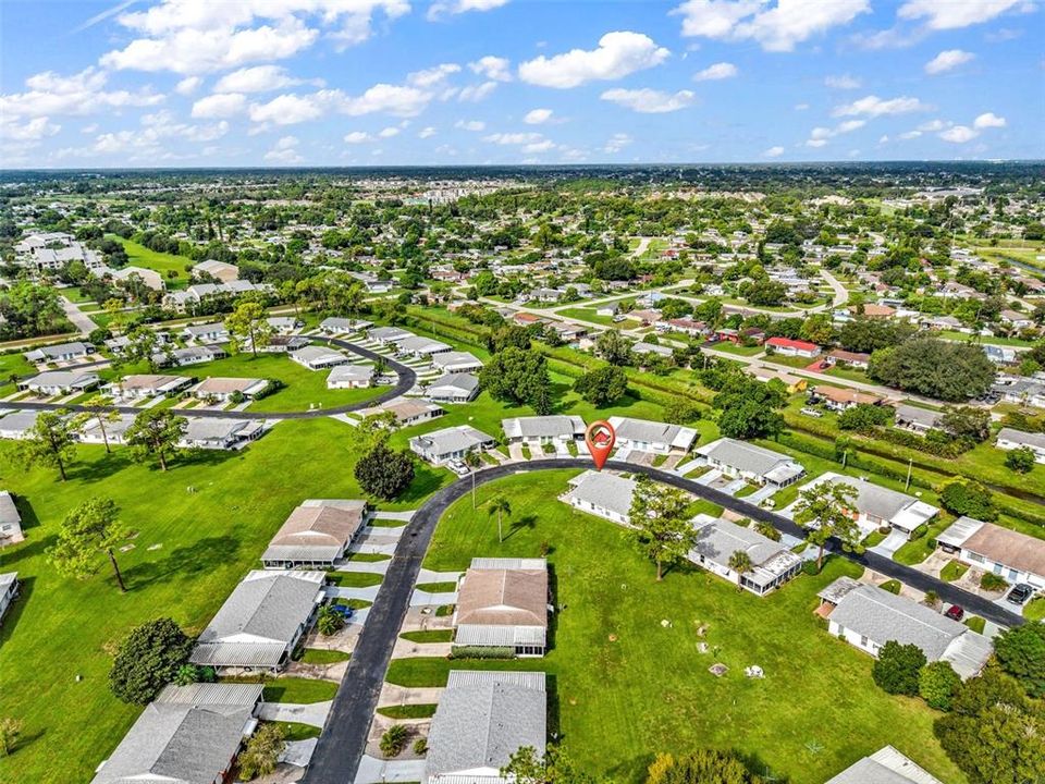 На продажу: $119,000 (2 спален, 2 ванн, 816 Квадратных фут)