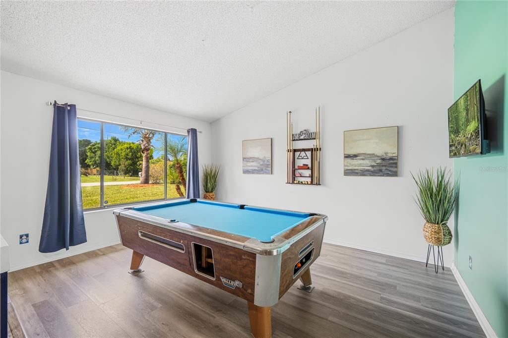 En Venta: $367,500 (3 camas, 2 baños, 1839 Pies cuadrados)