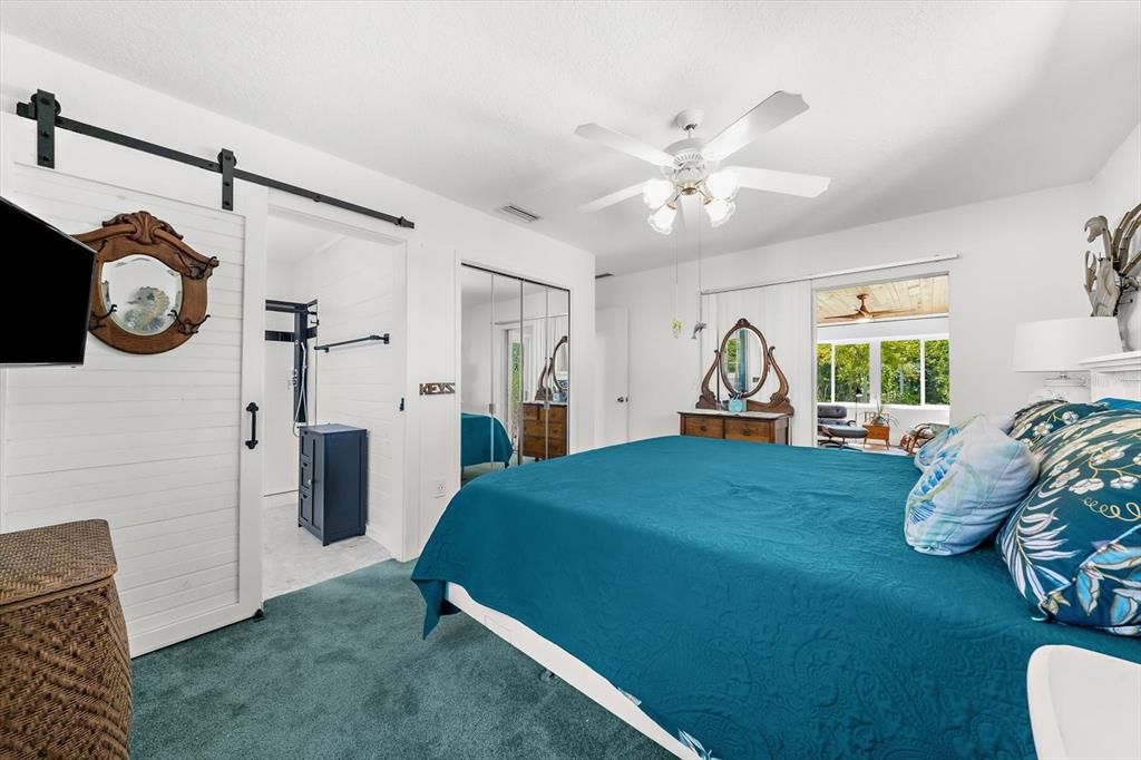 For Sale: $340,000 (2 beds, 2 baths, 1117 Square Feet)