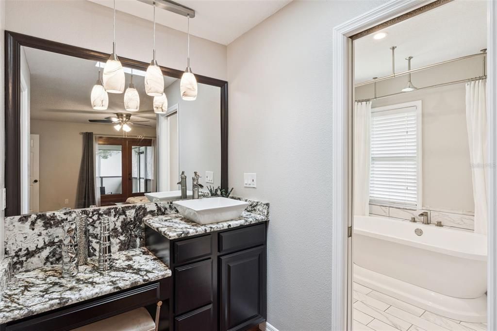 En Venta: $449,900 (3 camas, 2 baños, 1788 Pies cuadrados)