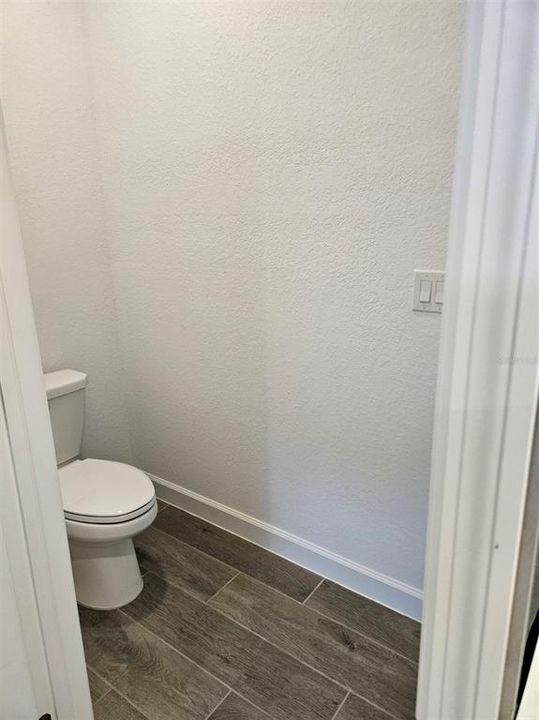 For Rent: $2,300 (3 beds, 3 baths, 2198 Square Feet)