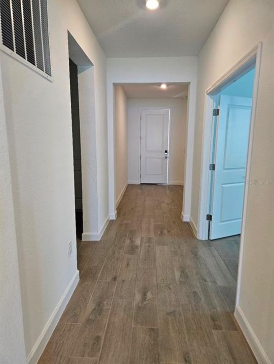 For Rent: $2,300 (3 beds, 3 baths, 2198 Square Feet)
