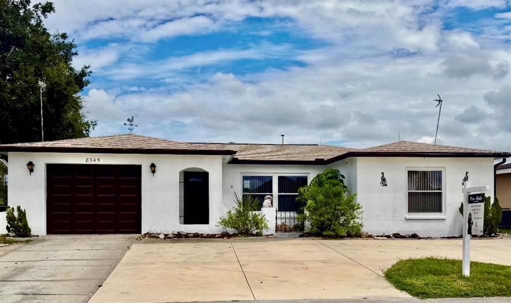 For Sale: $340,000 (3 beds, 2 baths, 1622 Square Feet)